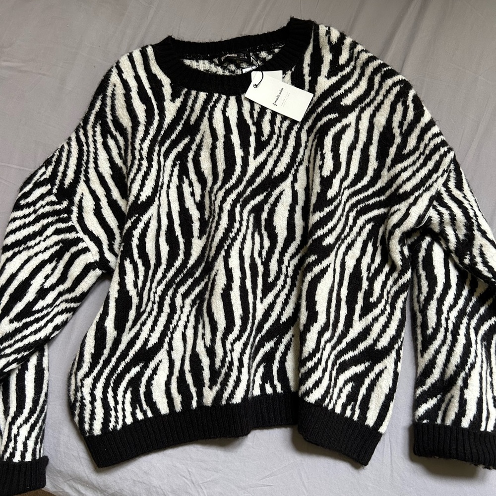 Stradivarius knit sweater